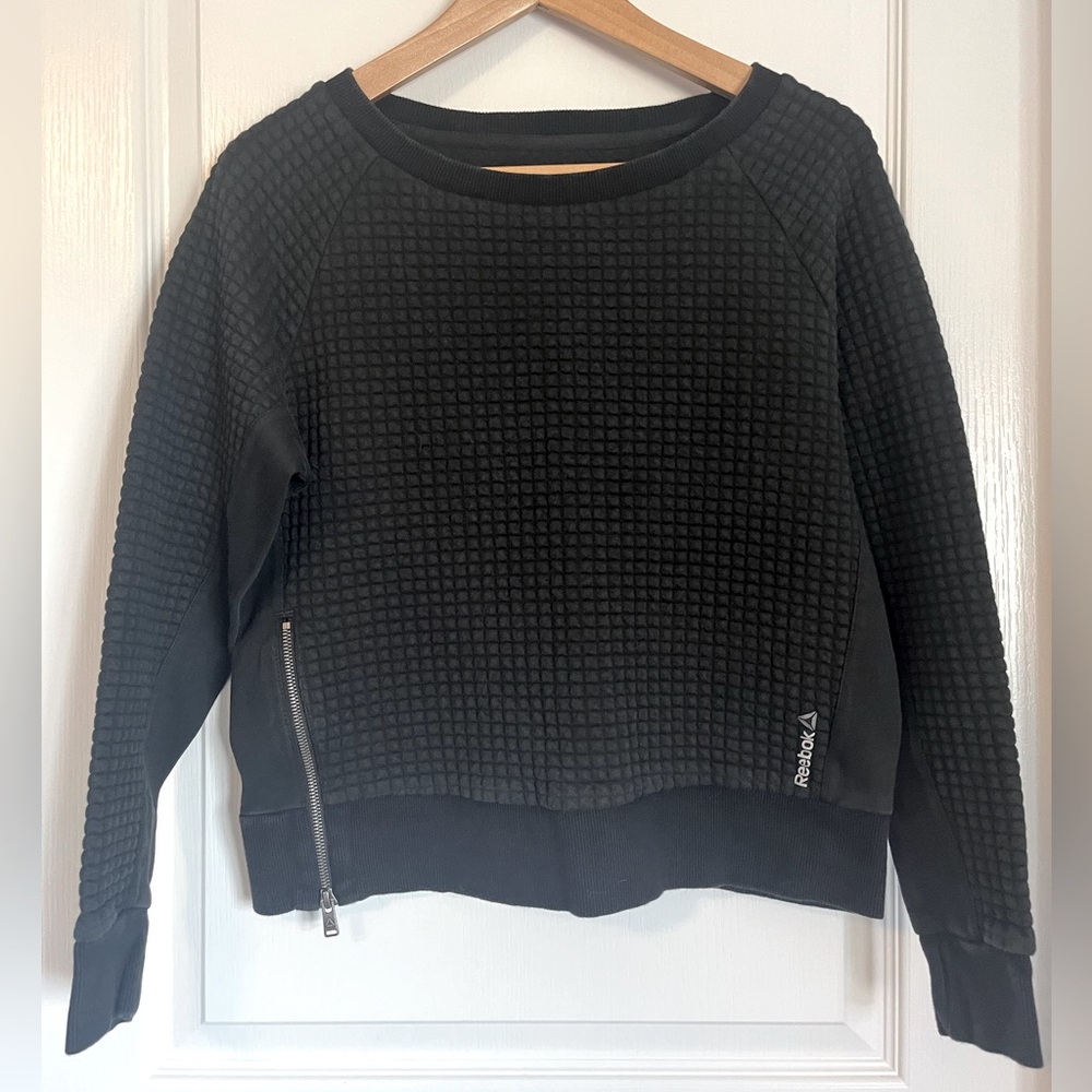 WOMENS REEBOK SWEATER